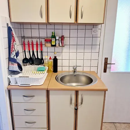 Garsonjera Apartment *